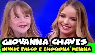 Giovanna Chaves INVADE palco e EMOCIONA menina no PROGRAMA RAUL GIL