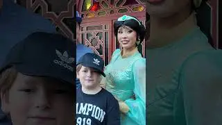 Встреча с Жасмин из мультфильма &laquo;Аладдин&raquo; в EPCOT в Disney World.