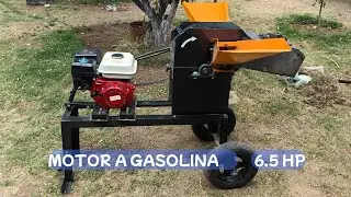 MOLINO DE GRANOS Y FORRAJES A GASOLINA.