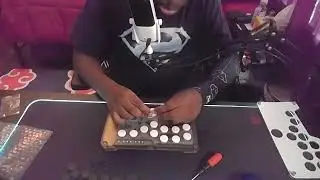 Changing The Keycaps on Your Snack Box Micro