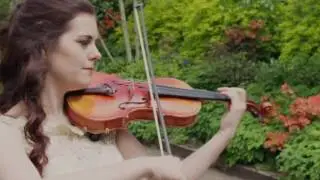 Lauren Electric Violinist - Hire from www.garston-entertainment.co.uk