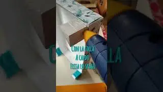 creare un porta asciugamani con una cassetta di legno e carta scrapbooking
