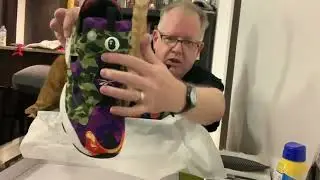Bape X Reebok Instapump Fury unboxing Toby gets in the box. Cat shoe a bathing ape complex Kaws
