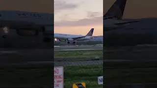 Welcome to Portland international Airport 😈 #airplane #pdx #aviation #777 #747