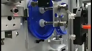 Intrusion-type milk powder lid labeling and visual inspection automation system