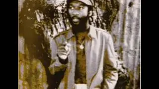 Desi Roots  -  Hung Up (On Your Memory) - Original 1981