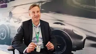 Обзор сотрудников Castrol, Дэрил Люк