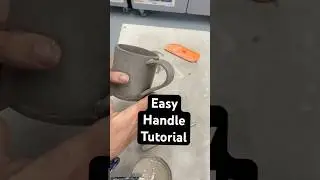 This is the easiest way to make a handle for a mug. #ceramics #pottery