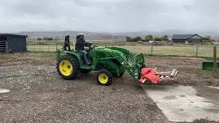 2020 John Deere 3033R