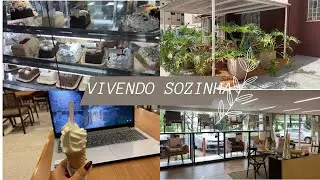 Morando em um quarto/ emprego novo/ novidade do canal 🎉🎉🎉/ comprei o fogão/ organização pós mudança 
