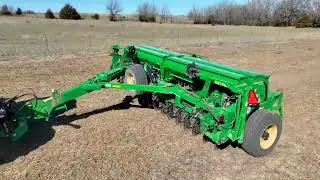 BD7510 Narrow Transport No-Till Drill