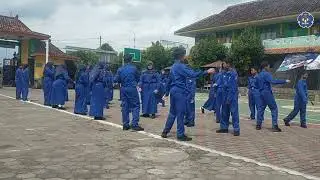 Gladi bersih tari.Badui kelas 7C SMP Negeri 1 Minggir