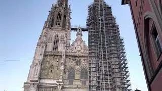 Regensburg - Dom St. Peter: Abendangelusl&auml;uten
