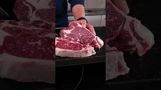 Steak Hawaii #food #SteakHawaii #cookingshorts