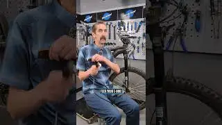 Some tips from the legend himself! ⚡️ Calvin from @parktool  👨🏻&zwj;🔧🔧