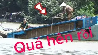 Quá bất ngờ, Thợ lặn tìm được, vỏ lãi chìm, giữa sông T5.