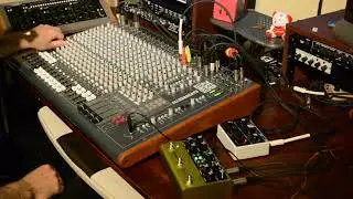 Hail The King Dub - Ras Honeycomb mixed by Jah Servant
