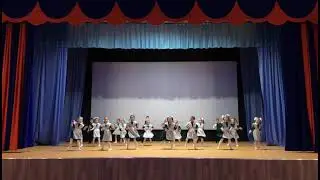 1А класс  школа №8 Танец 