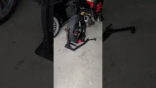 Moto-Crab - der Motorradst&auml;nder f&uuml;r breite Hinterreifen bis 200 mm
