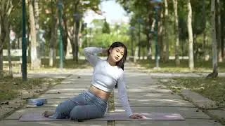 Morning Yoga Flow  -  Flexible and Healthy Back in 2 Minutes. Chebyjane