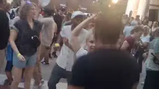 DANCING OUTSIDE IN THE SUMMERTIME #AWinWinMove #AWinWinMoveTV