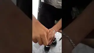 طريقة خطيرة  للوصول إلى أوروبا .....tbisla.com 😂😂