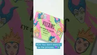 Mad Beauty Disney Villains inspired eyeshadow palette