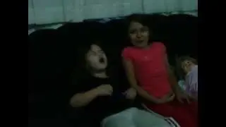 videos da mariana e manuela pra nossa alegria 001.mov