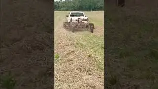 raking straw with the lbz duramax  #lbz duramax  #farmlife #cutting straw