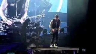 Synyster Gates' Wailing Guitar Solo (A7X Live in Malaysia 2015)