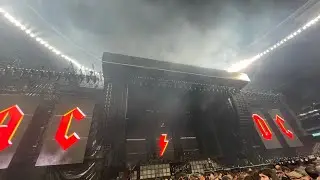 AC/DC Dog eat Dog live Madrid 12/07/2025