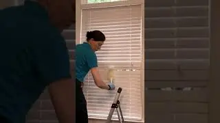 Here's My Dusting Technique For Blinds #cleaningtips #cleanwithme