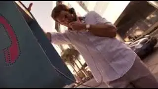 Dexter Morgan S03E04 Phone Booth Scene