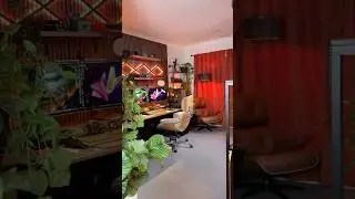 Would You Work In This Desk Setup?