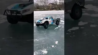 Losi 5T 2.0 electric conversion bashing & jumping on ice #losi #radiocontrolledcar #largescalerc