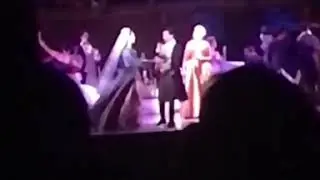 Emmy Raver-lampman wasn't satisfied with the original note