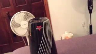 Vornado desk fan/heater.