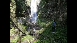 Les comparto una de las cascadas y ríos que hay en mi comunidad, me siento orgullosa de mi pueblito