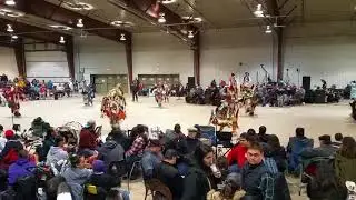 Dakota Winterfest Powwow 2018 Sr Wmn/Men's Fancy Sr Men Trad/Grass