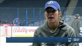 Kelley Steadman hosts girls-only Lightning hockey camp