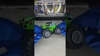 Grave Digger 25th Anniversary Unboxing! #monsterjam #gravedigger #monstertruck #toys #unboxing