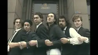 Nahoru po schodišti dolů band - Hozená do gala