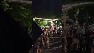 Fire Dance, Cheerful Dancing Together, Royal Safari Garden