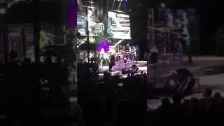 BOSTON - SMOKIN  TD GARDEN HYPERSPACE TOUR 2017