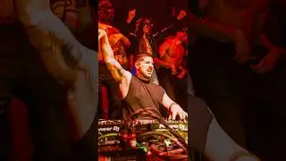 C&rsquo;&eacute;tait trop dur 🫣🖤 #raver #dj #techno #rawstyle #hardtechno #paris