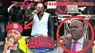 WALUKAGA AKOLIMIDE SSEGONA MUNKUUKA E MENGO, AYIMBYE AKAYIMBA KA BOBI WINE ENDUULU NENYOOKA 