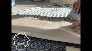 Kalanruotoparketin liimausta