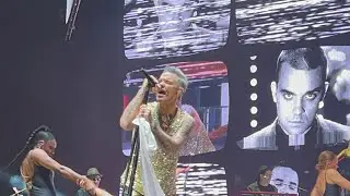 Robbie Williams ~ Let Me Entertain You~ Ziggo Dome Amsterdam ~ 28-01-2023 ~