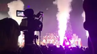 BNK48+CGM48-วิ่งไปสิเพนกวิน+ซิ่งให้สุดหยุดที่เธอ|BNK48&CGM48ChristmasFestival2025 @ The Mall Bangkae