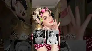 Mastering Vintage Hairstyles: Brushing out 1940s Half Updo 🎞️ #vintage #shorts #hairstyling #hair
